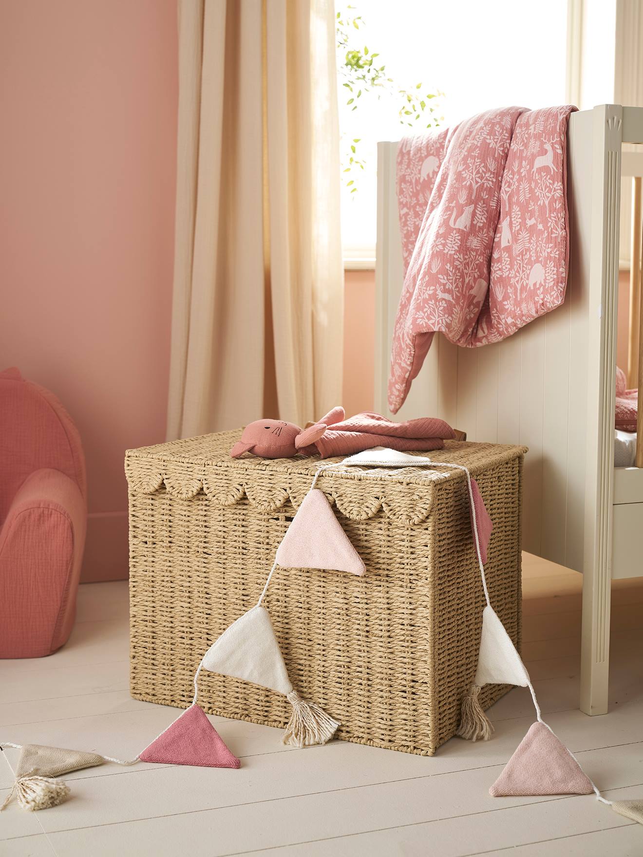 XL FESTON paper rope storage trunk - beige, Bedroom Furniture