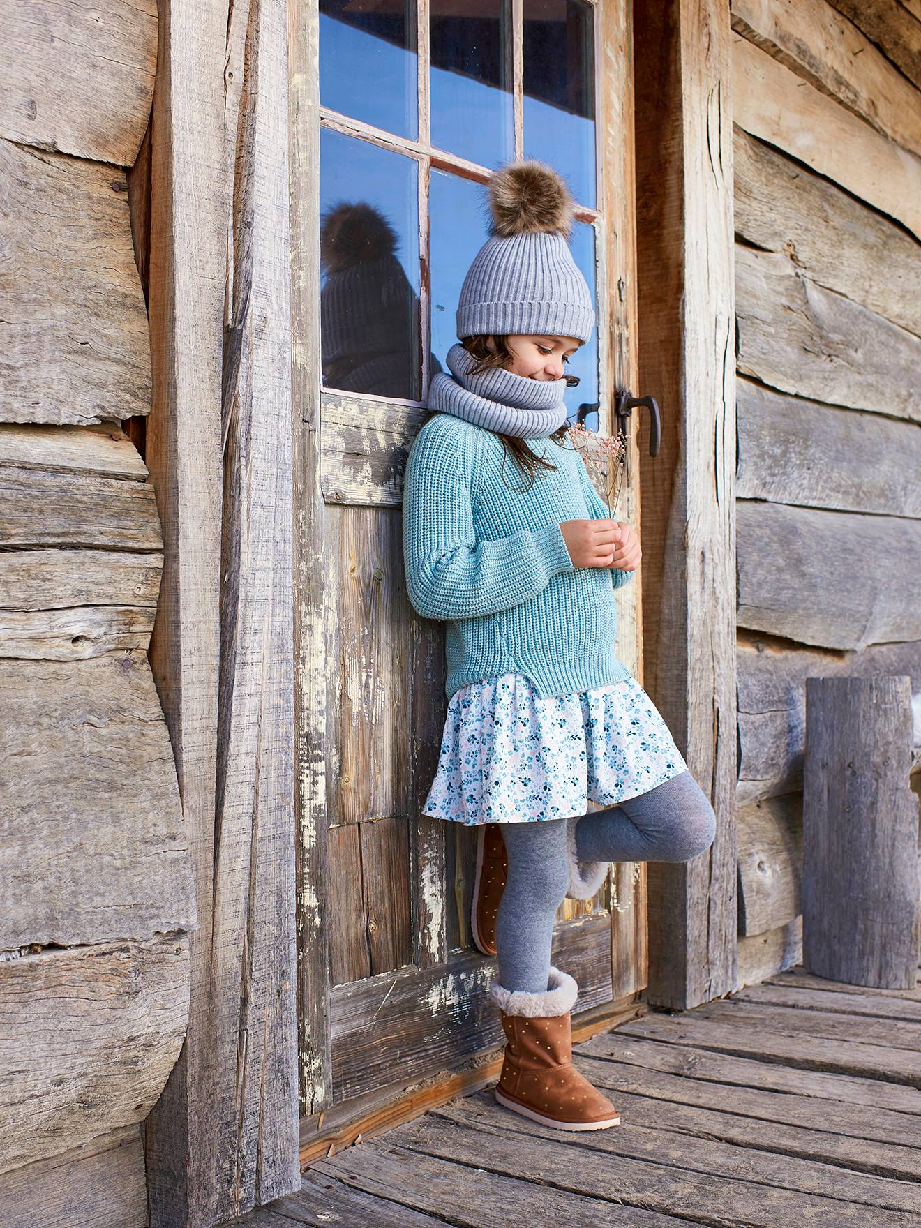 Little girl in clearance boots