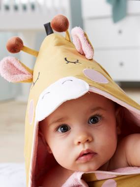 Giraffe Bath Cape light