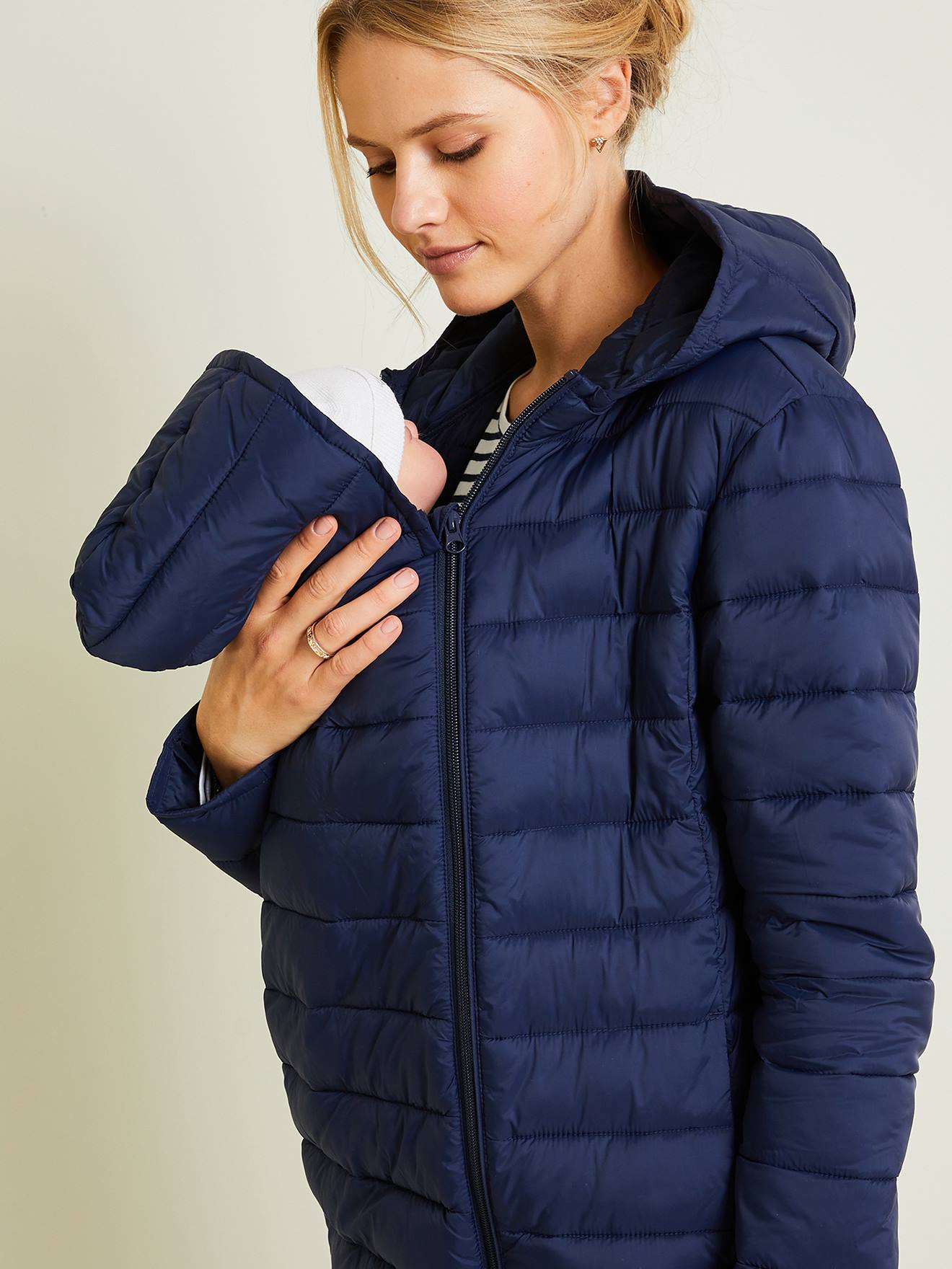 Lightweight store padded jacket