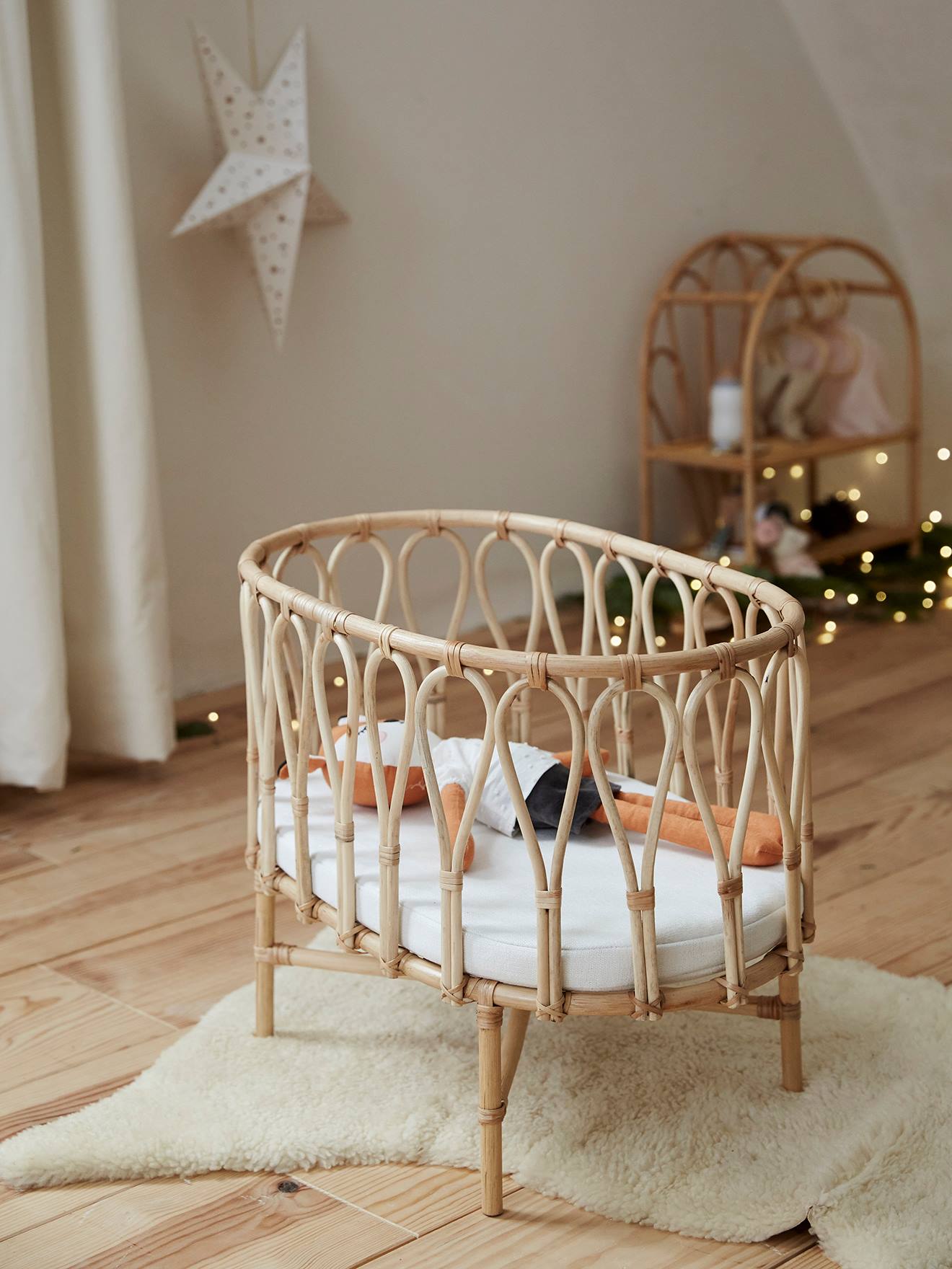 Rattan Bed