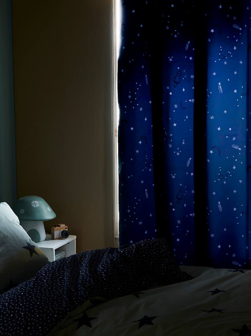 Blackout Curtain with Glow-in-the-Dark Details, Planets - blue/print