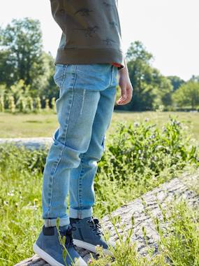 Distressed Jeans