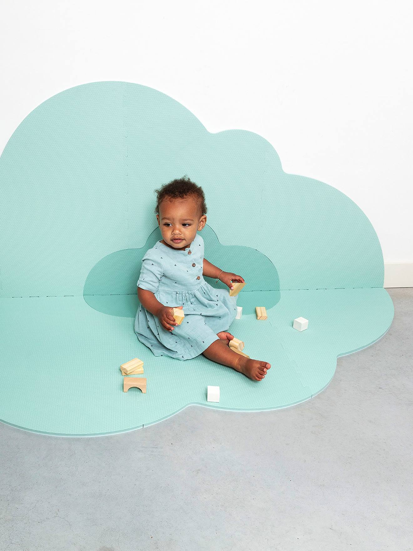 Large Cloud Play Mat, by QUUT green light solid with design