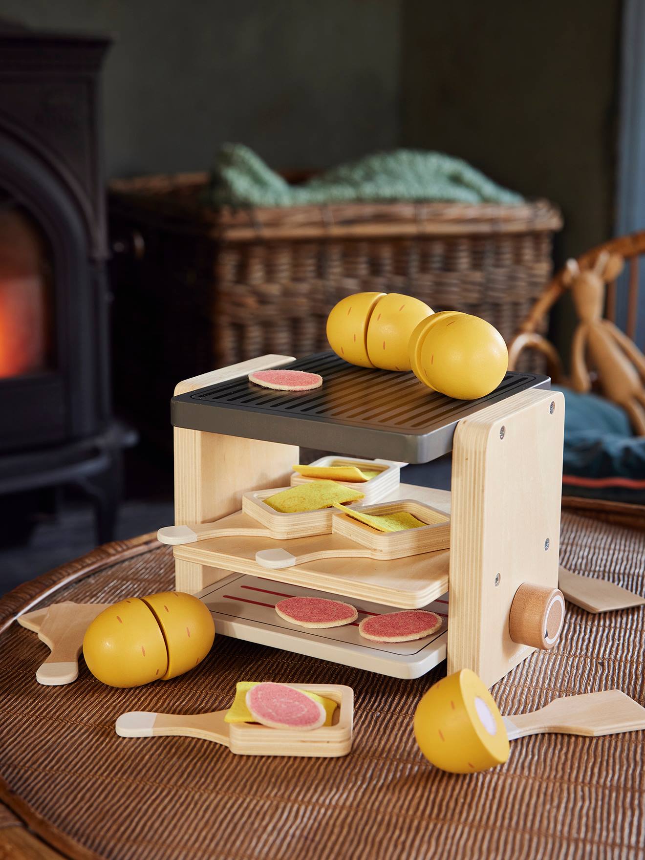 Raclette Grill Set in FSC® Wood multi