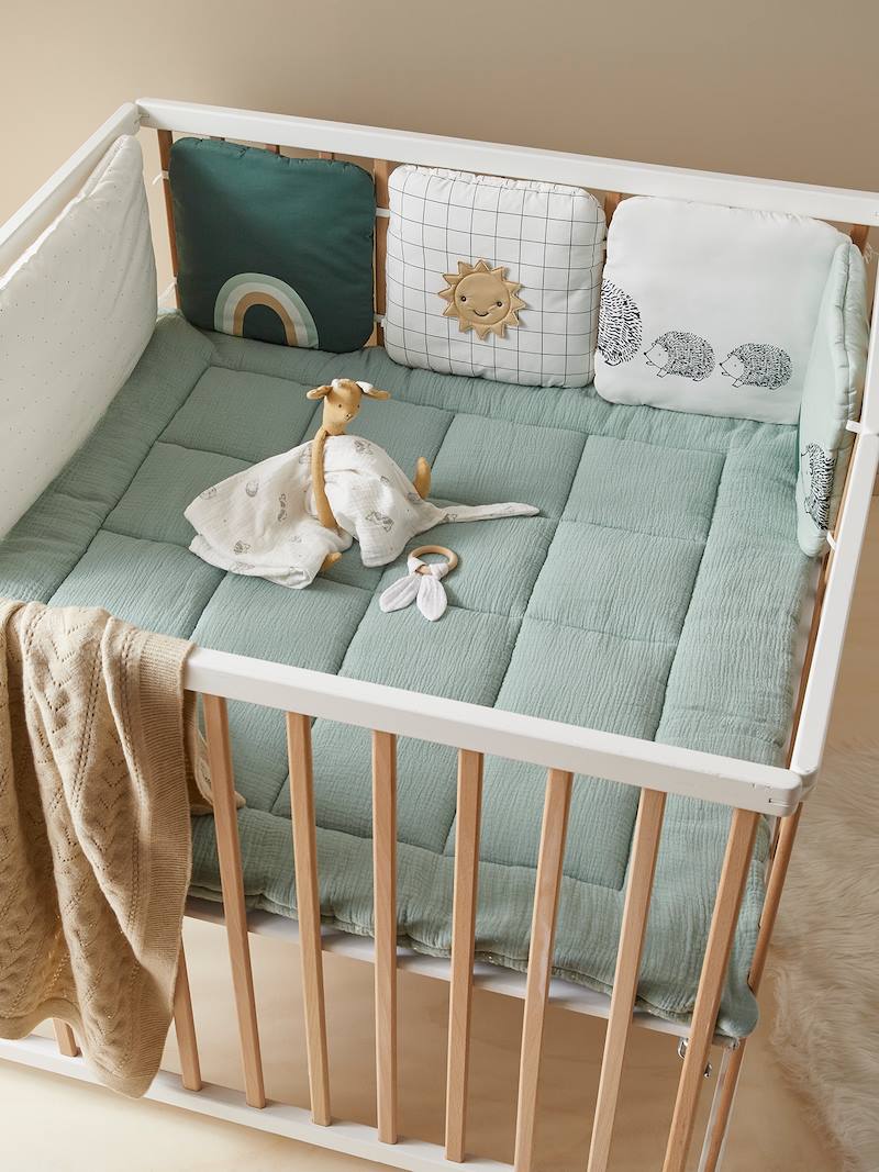 Padded Cot Bumper, Organic Collection, LOVELY NATURE white, Bedding & Decor Vertbaudet