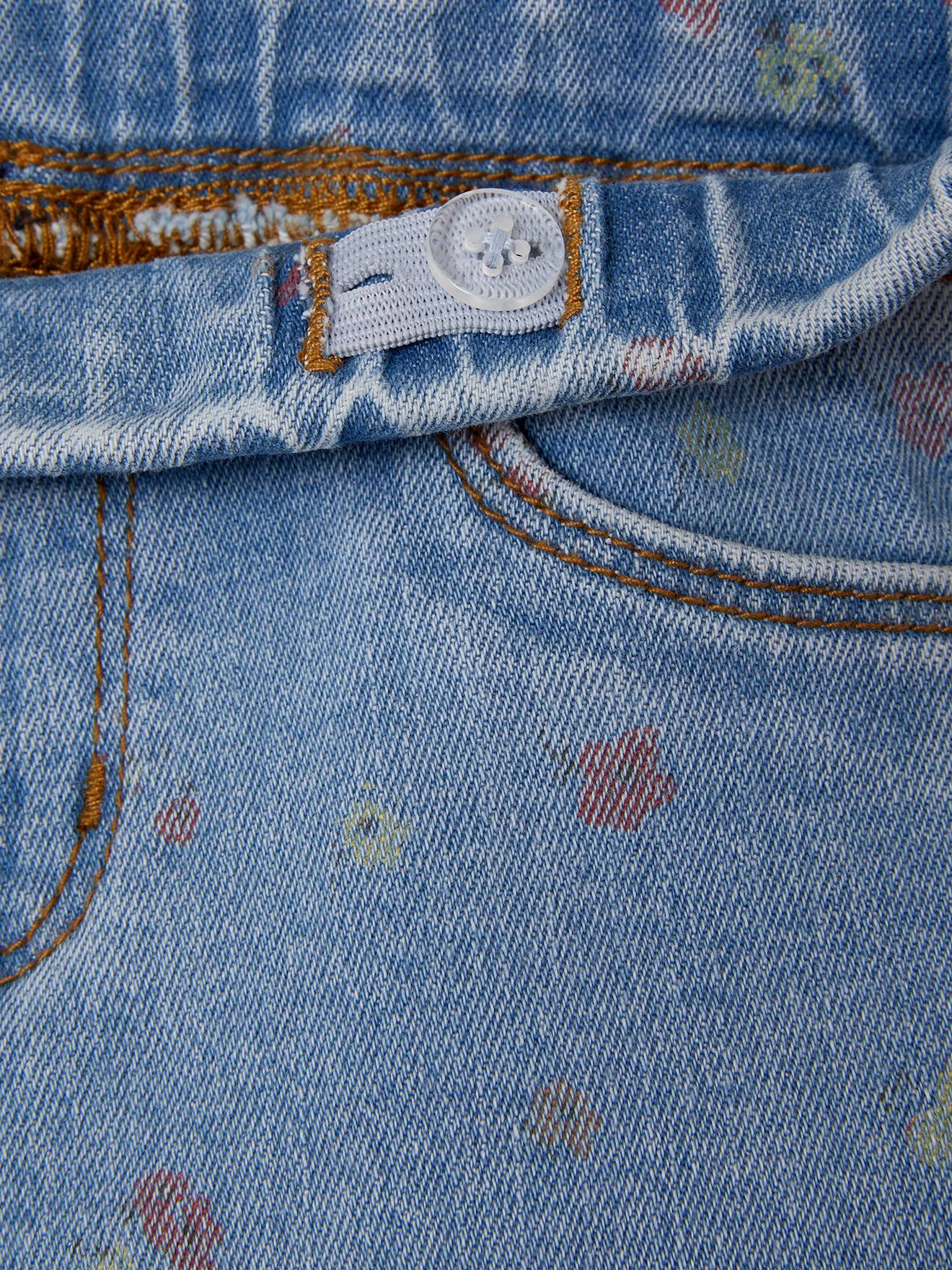 Minoti Girls Denim Washed Shorts with Embrided Flower Detail and Turn-Ups. 