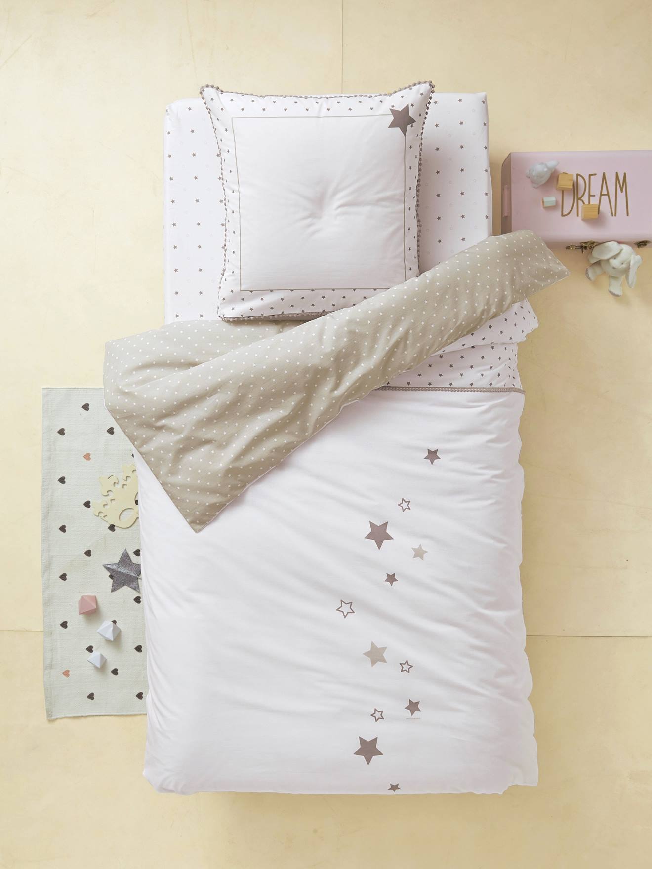 Duvet Cover Pillowcase Set Star Shower Theme Printed White