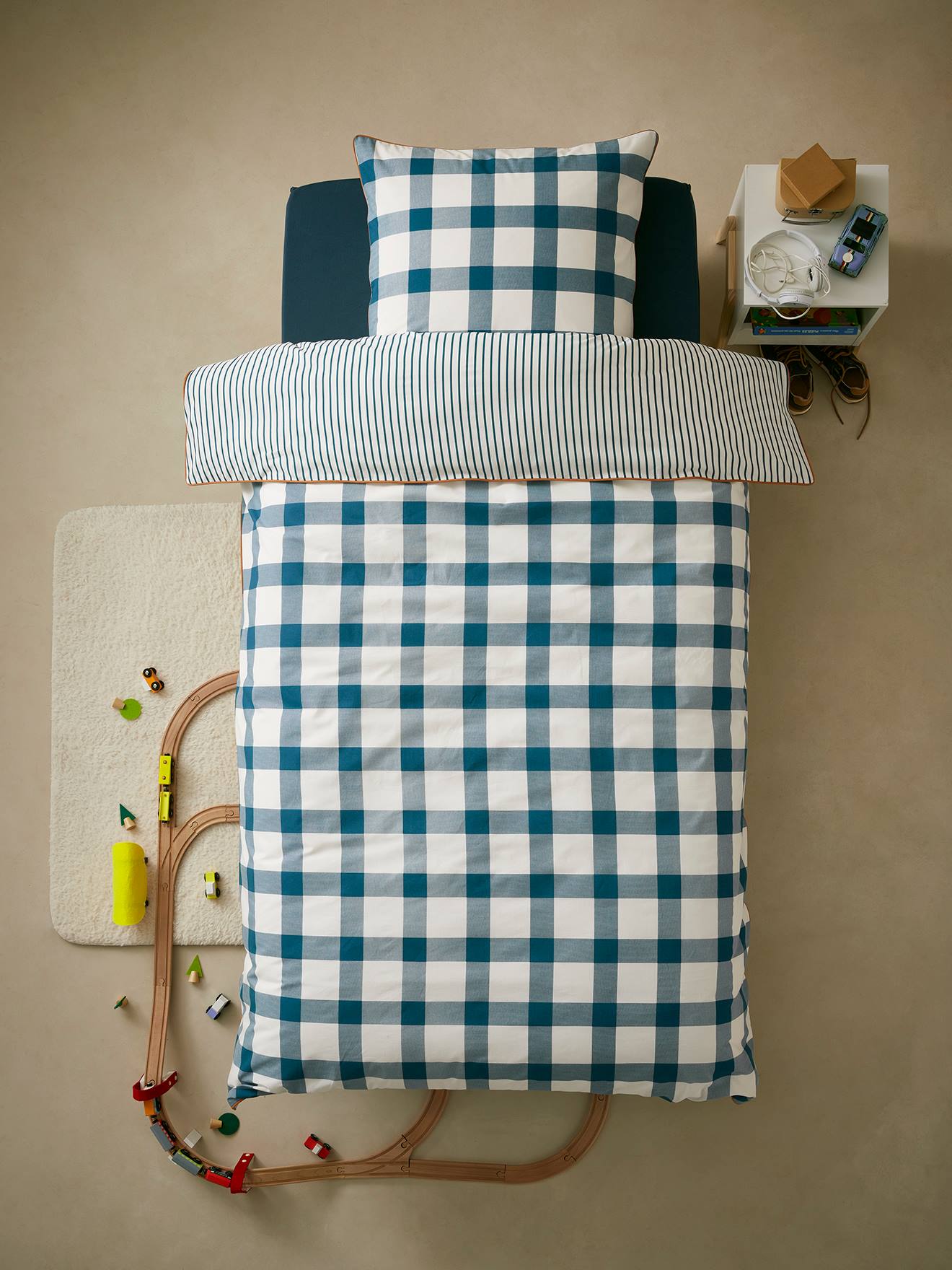 Children’s Duvet Cover + Pillowcase Set, Checks blue dark all over printed