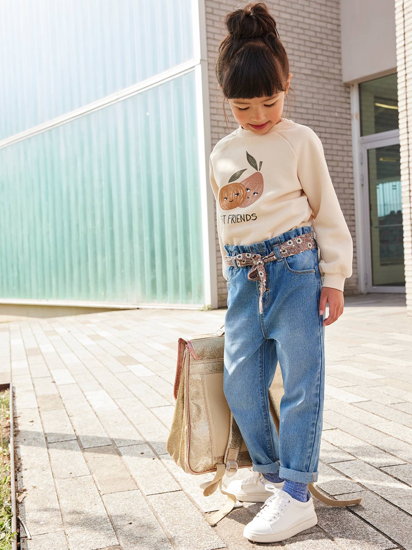 Paperbag Jeans + Floral Belt