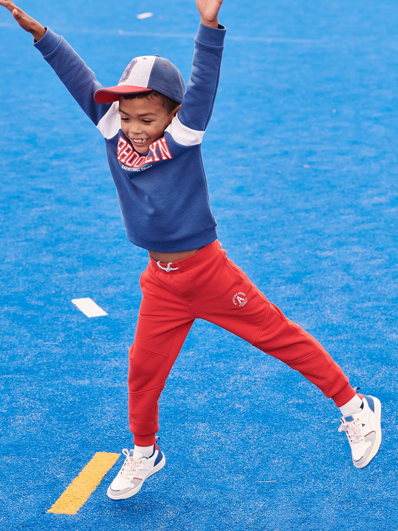 Athletic Joggers in Fleece