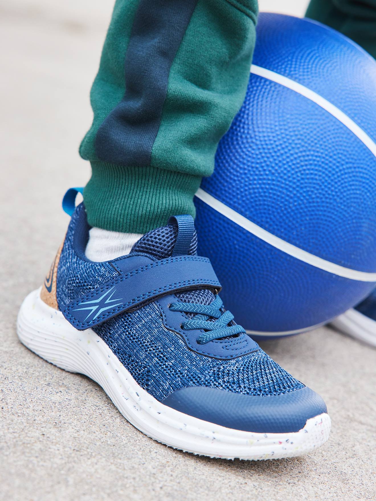 Light Trainers with Laces & Hook&Loop Fasteners
