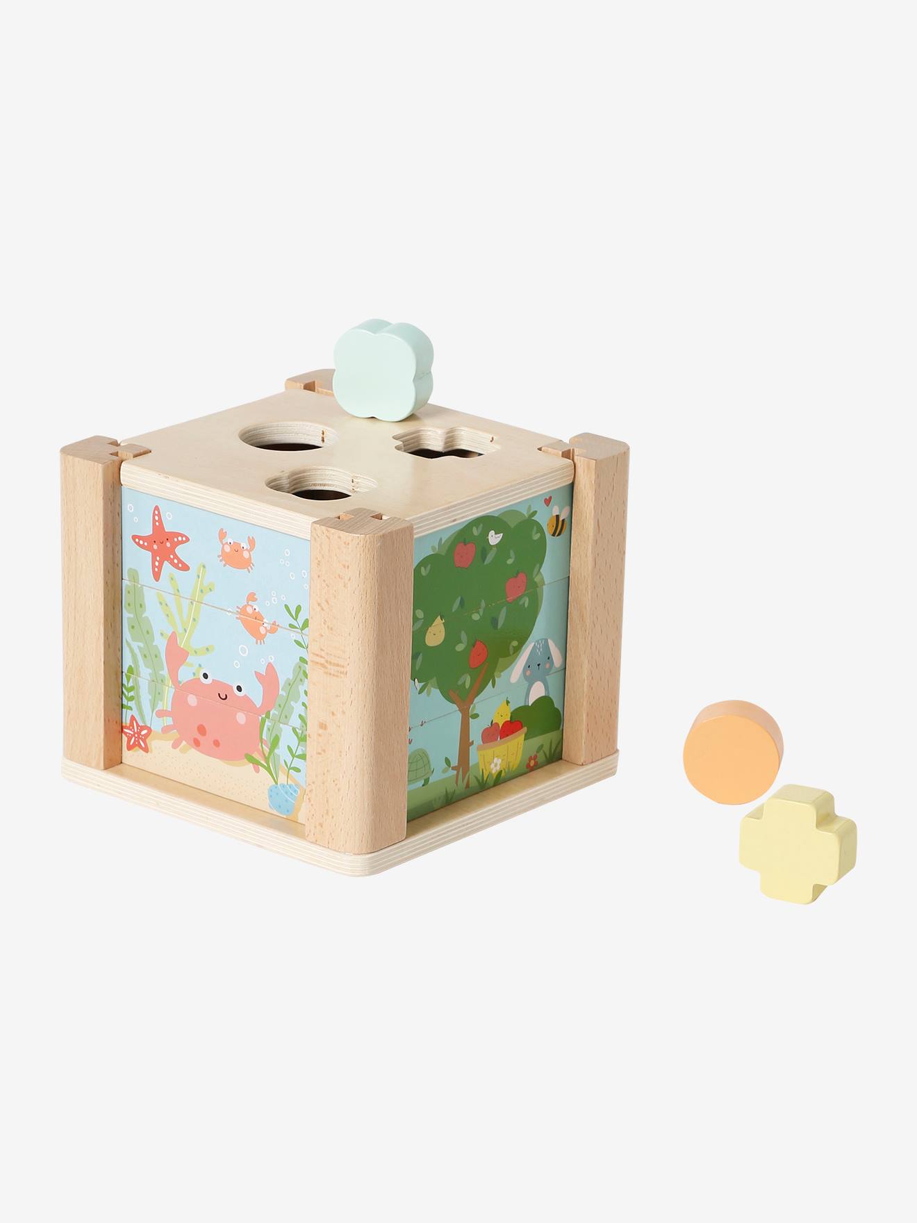 2-in-1 Activity Cube in FSC(r) Wood: Puzzles & Shapes to Sort & Fit green