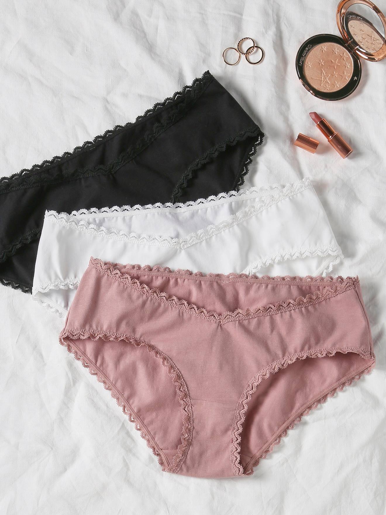 Shorties in Organic Cotton