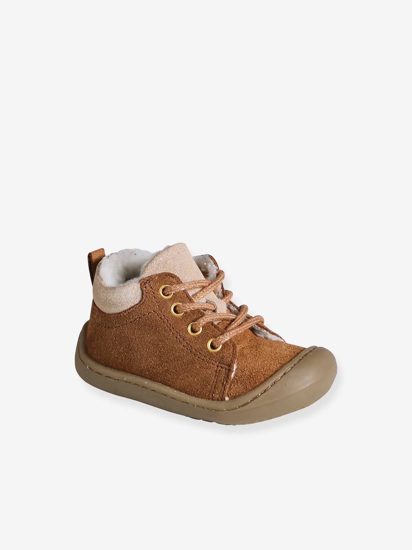 Lace-Up Pram Shoes with Fur Lining