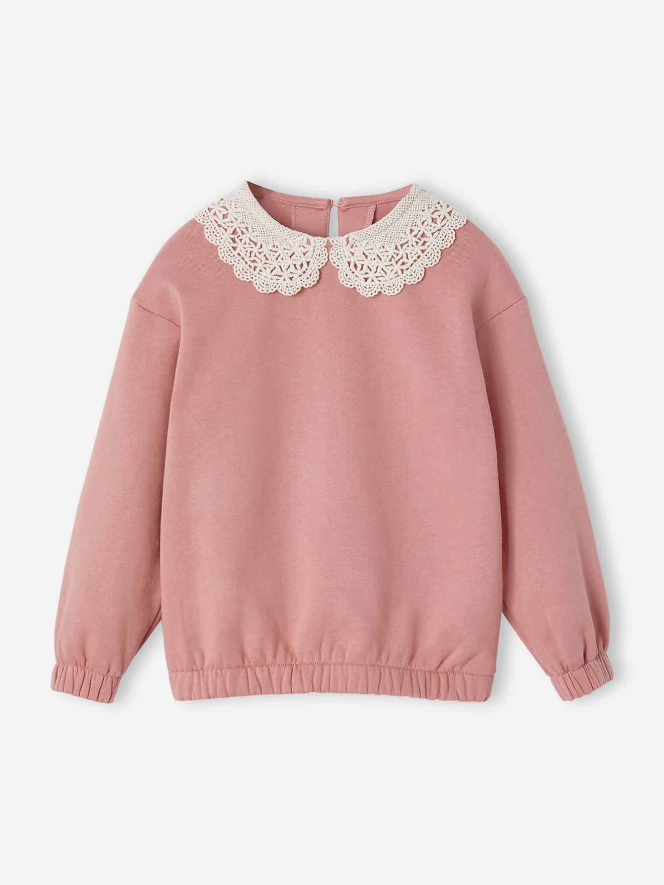 Top with Fancy Macrame Collar