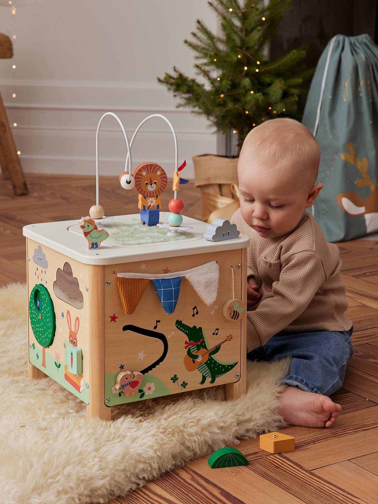 Sensory Activity Cube in FSC® Wood wood, Toys Vertbaudet