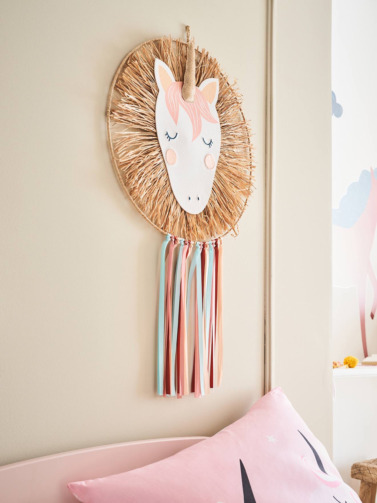 Raffia Dream-Catcher