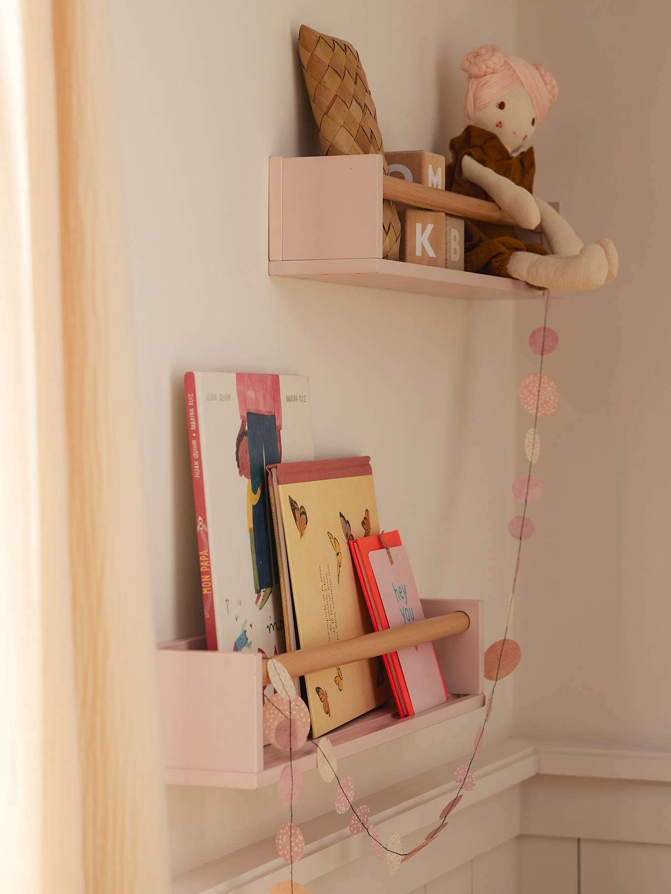 Set of 2 Book Shelves light