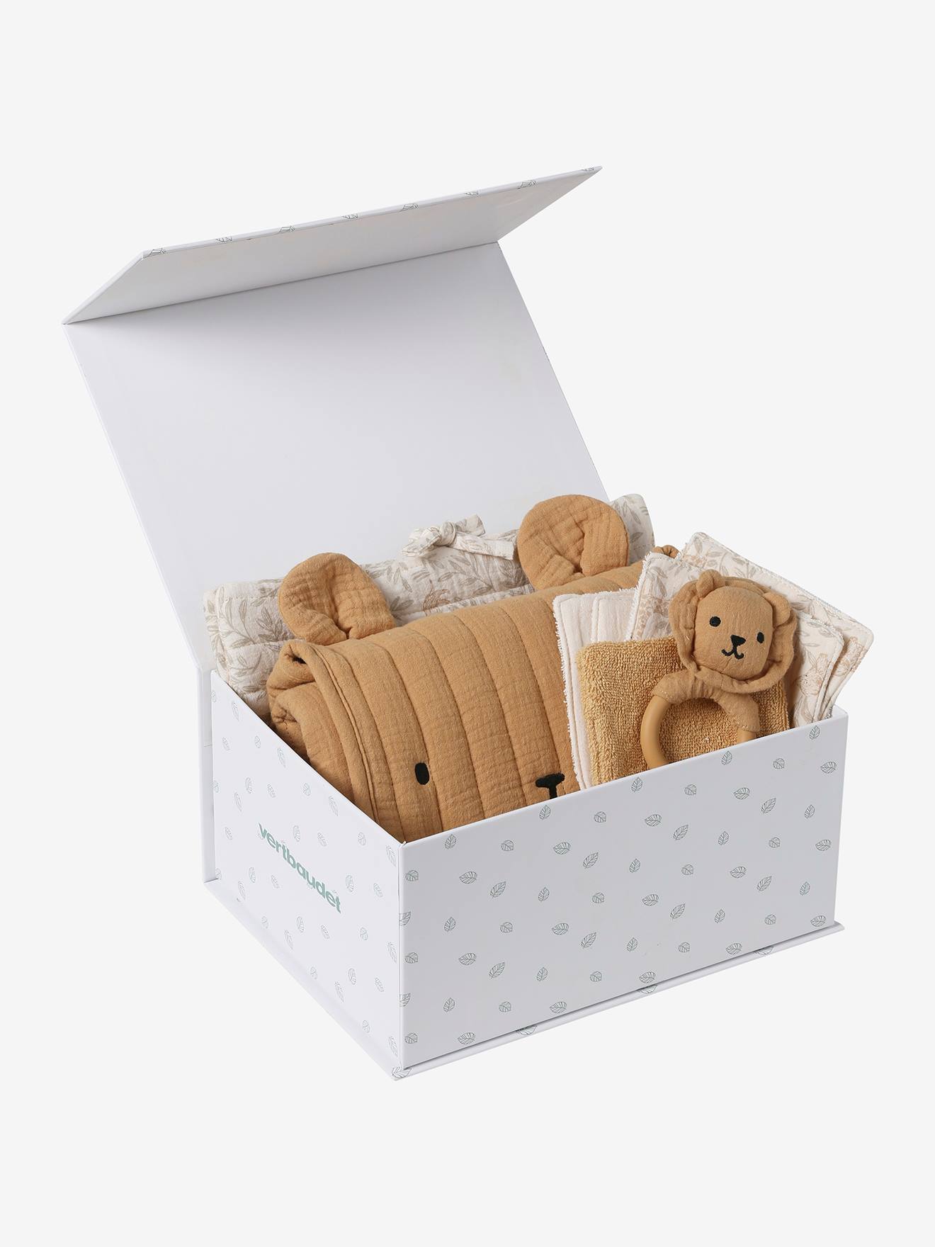 8-piece baby gift set: 1 rattle