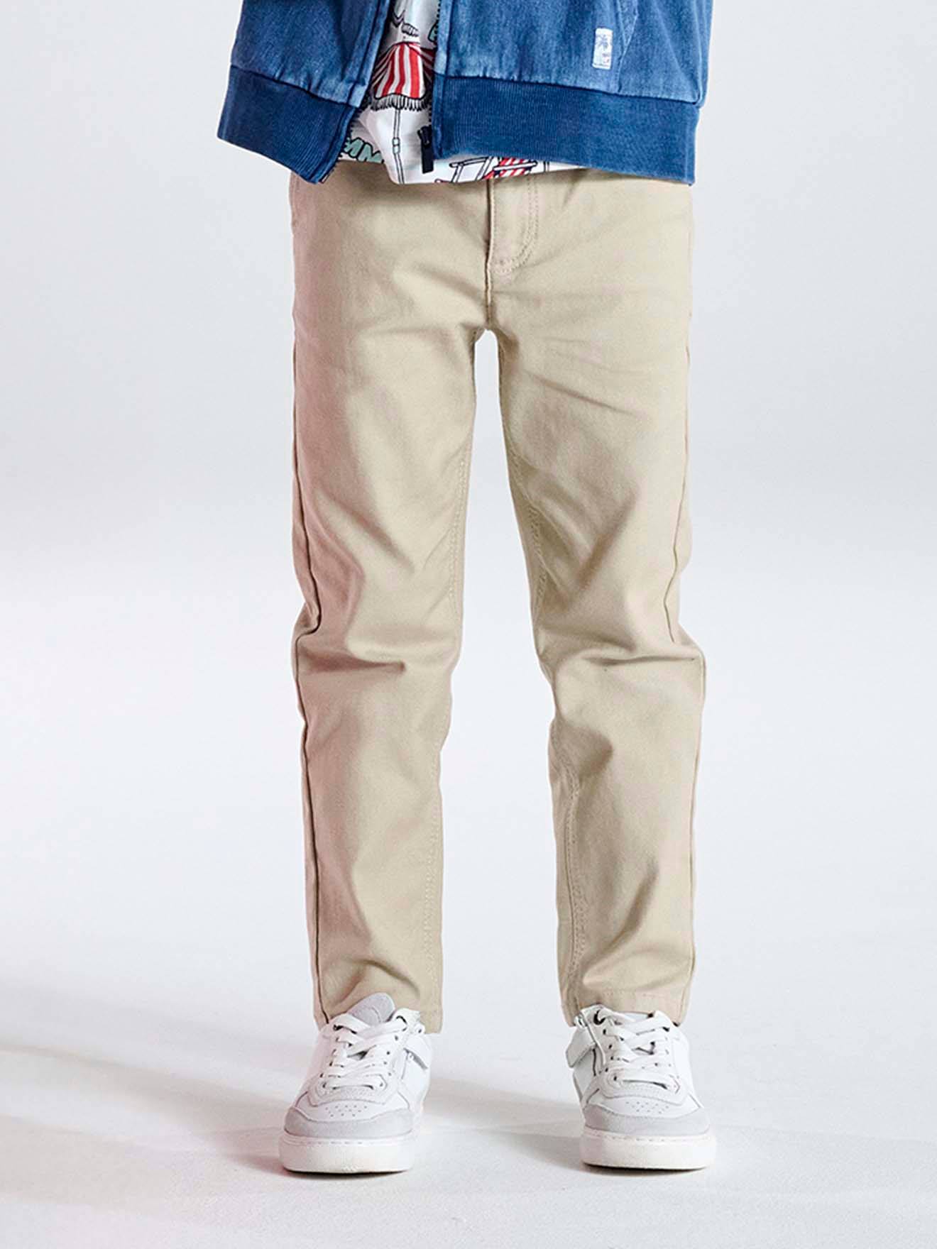 Easy-to-put-on chino-style trousers