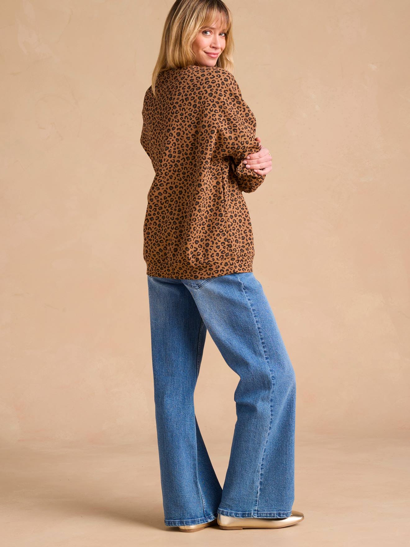 Wife Mom Boss Sweatshirt – Sunflower Leopard Print Crewneck For Women