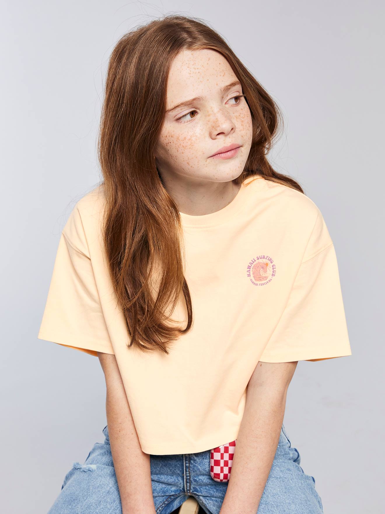 Cropped T-Shirt with Print on the Back for Girls