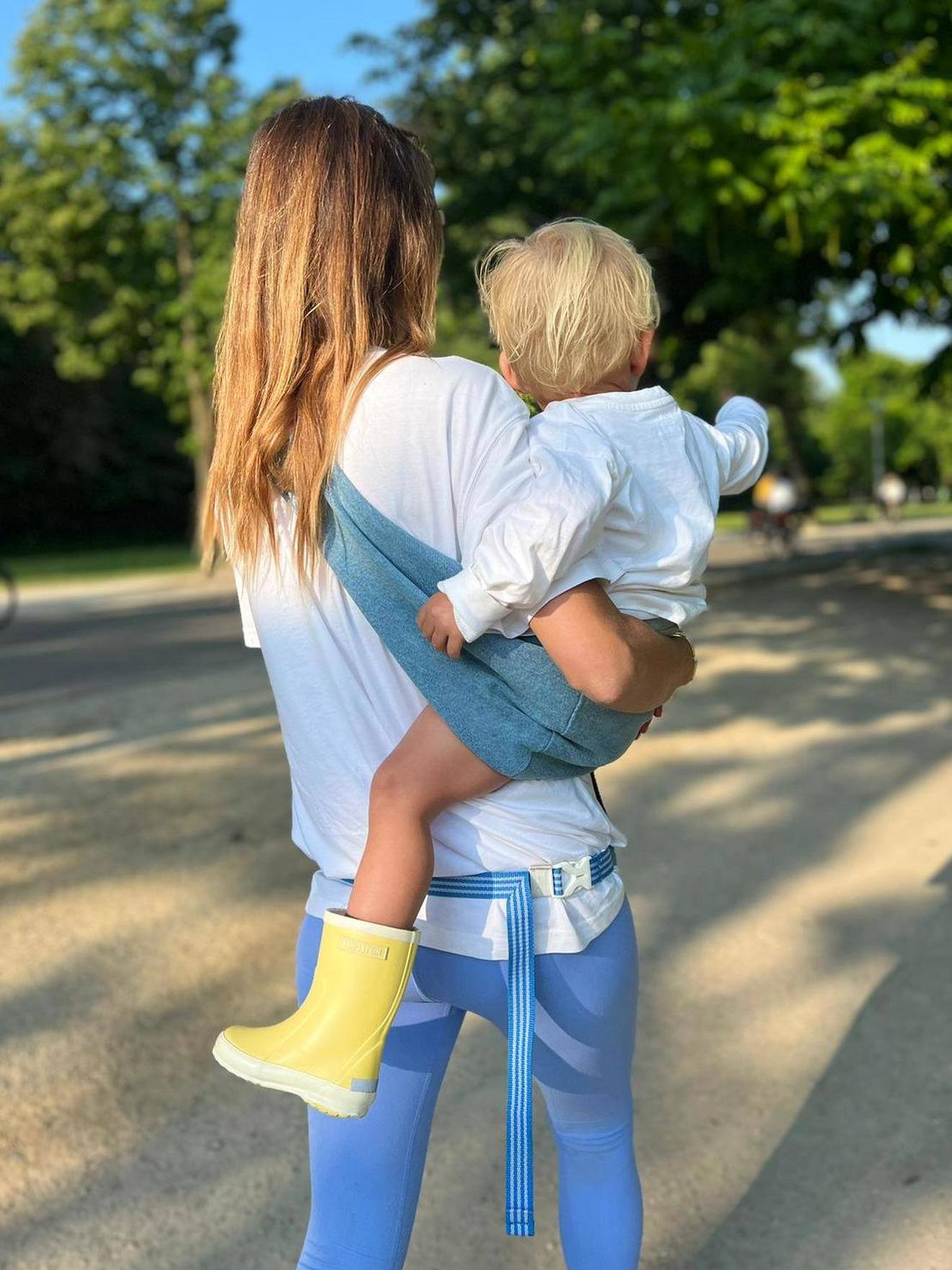 Baby and child carrier in denim 9 months - 4 years WILDRIDE denim