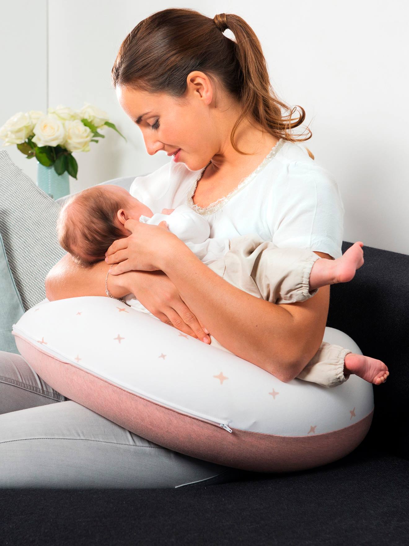 Doomoo Buddy Cushion for Nursing, by Nursing Pillow Almofada de