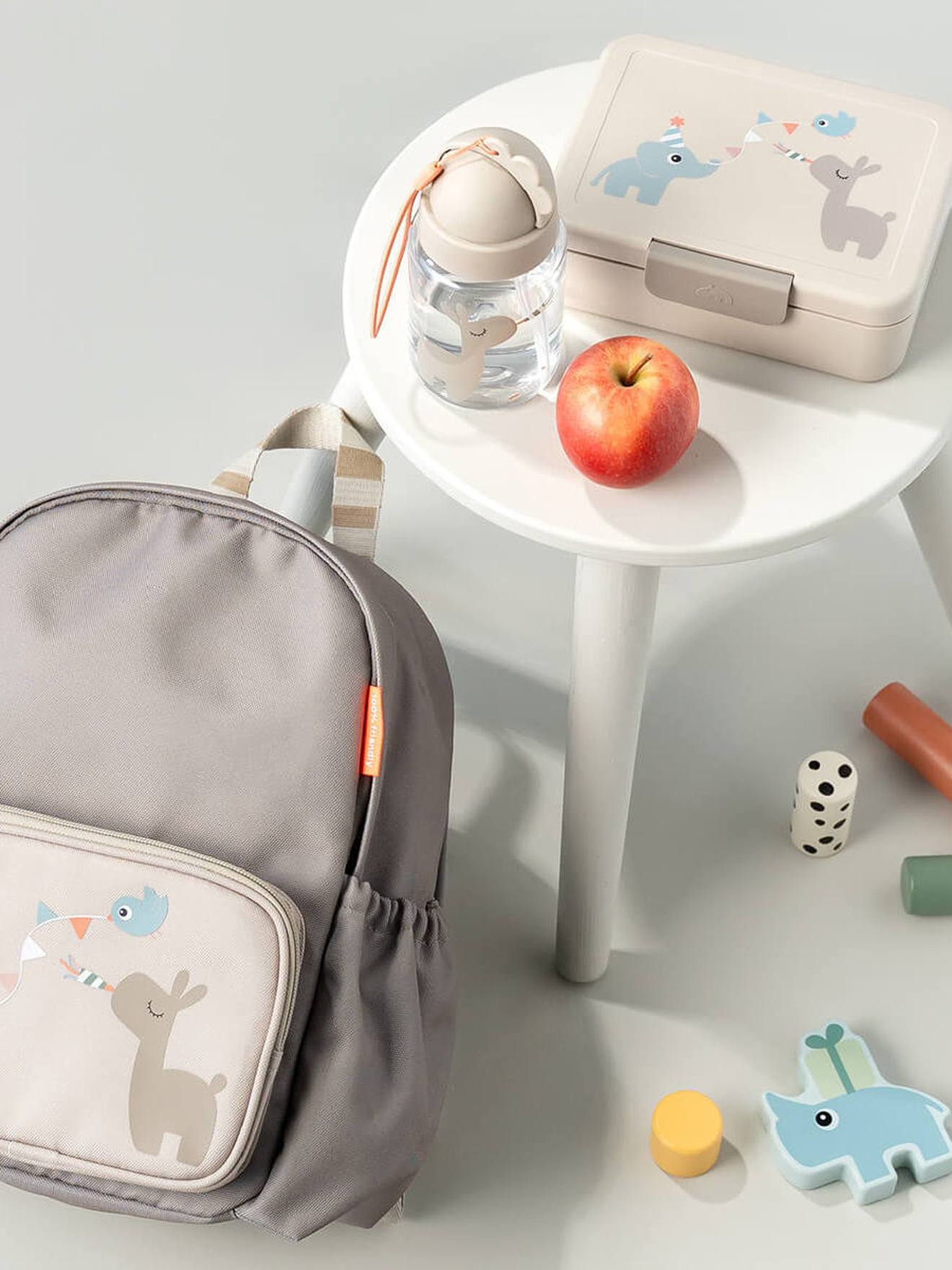 Water Bottle with Retractable Straw