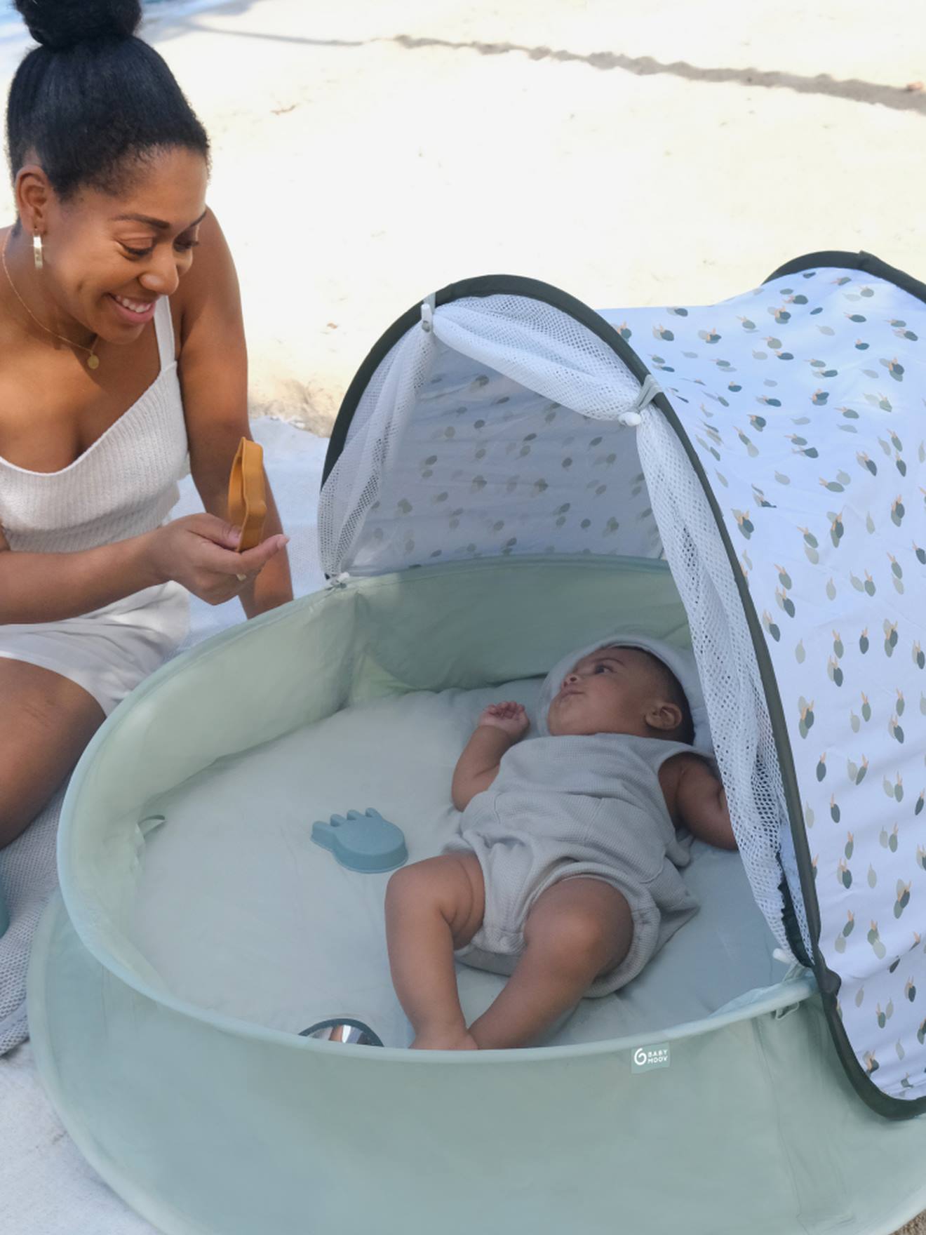 Pop Up Travel Bubble Cot Padded Mattress To 18 2025