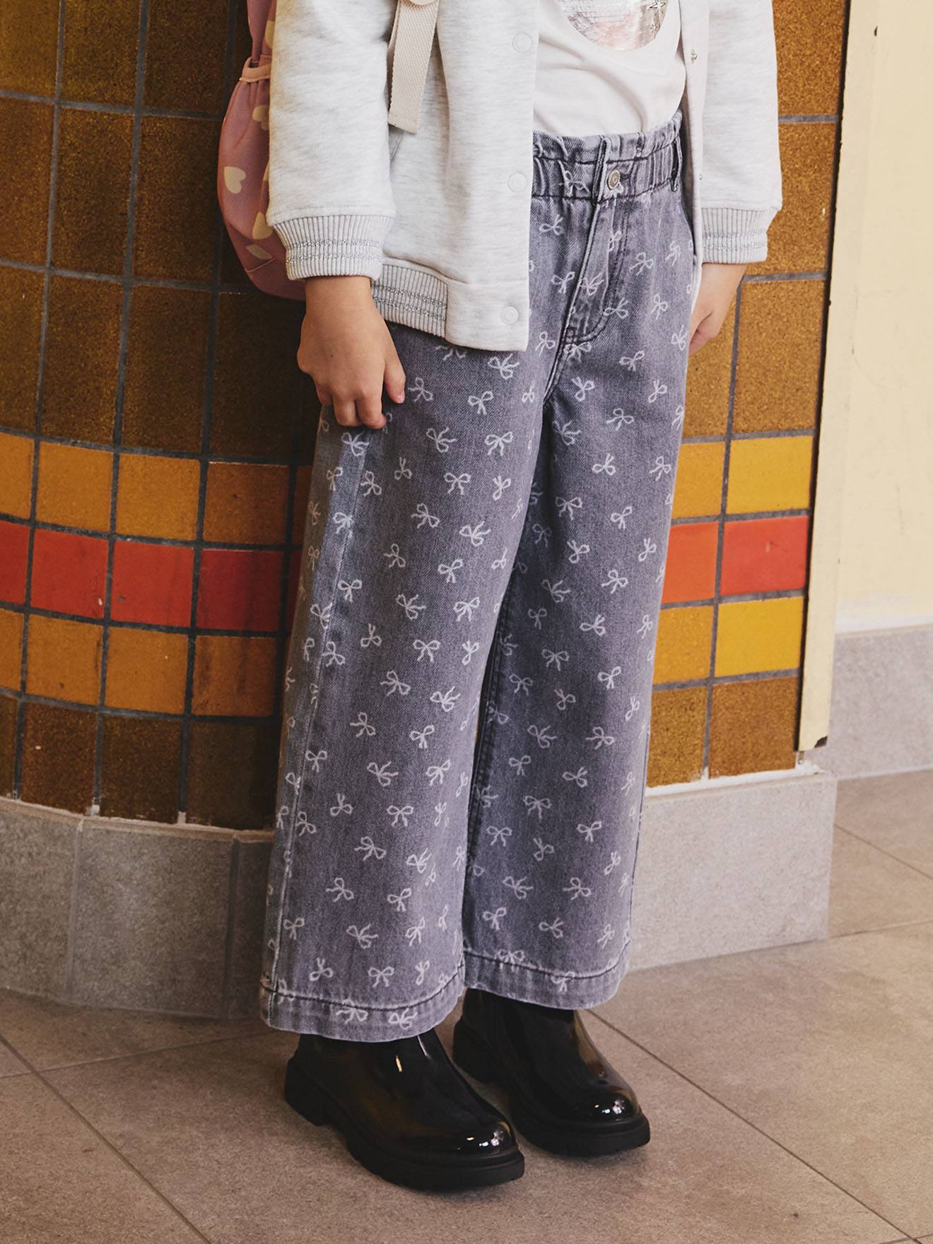 Wide-Leg Paperbag Jeans with Flower Motifs