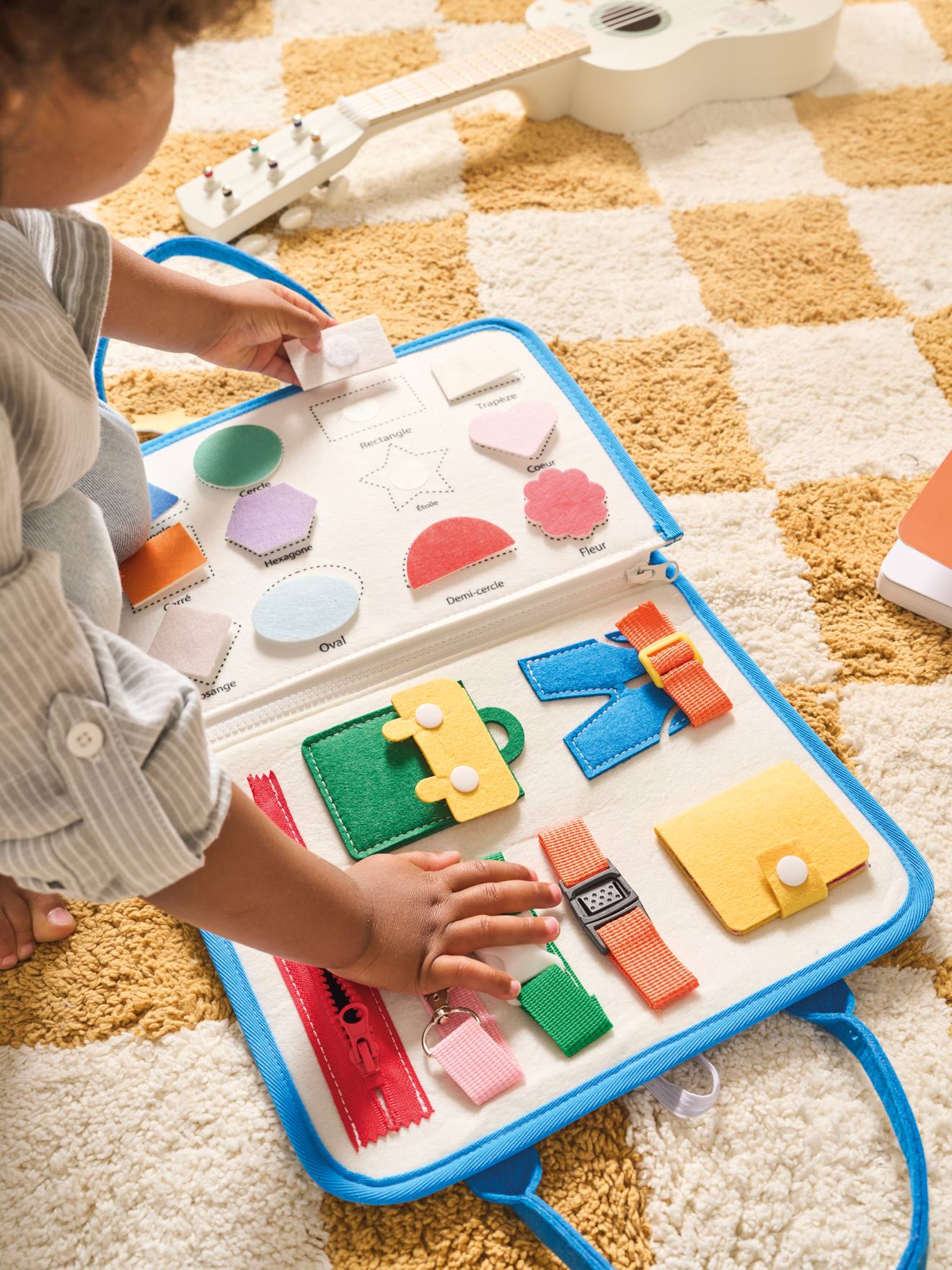 Multi-Activity Book multicoloured