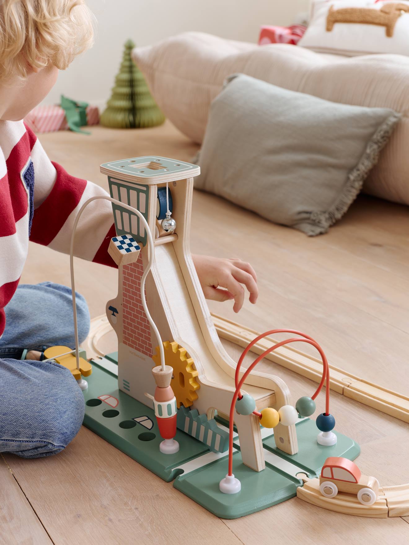 Tower with Multi-Activity Launch Ramp in FSC® Wood wood