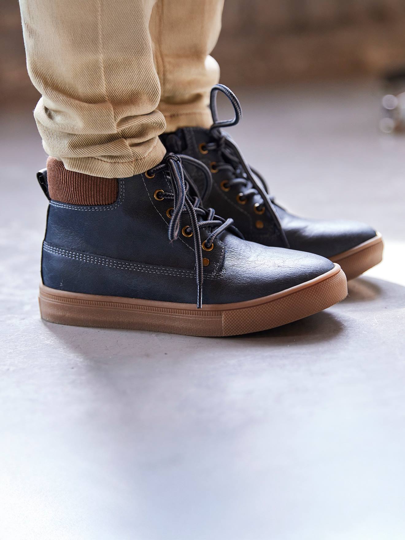 Boys' zipped synthetic boots